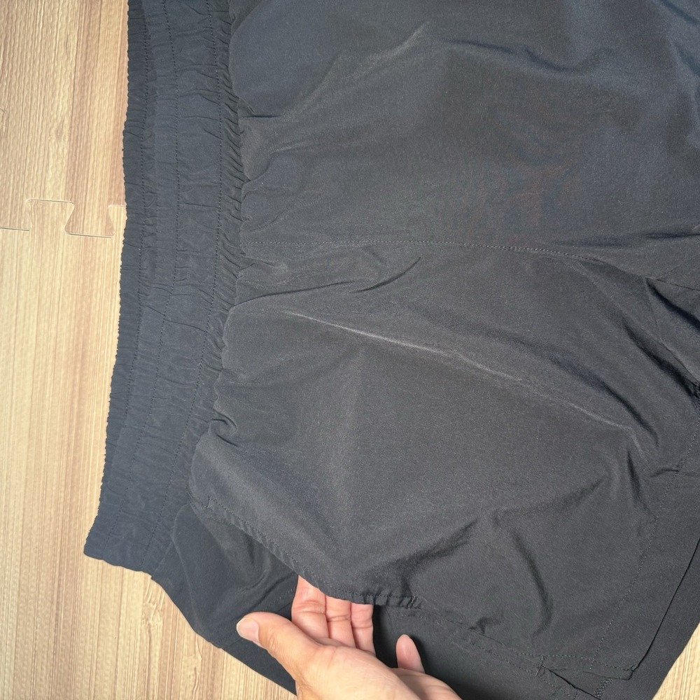 Z by Zella Women's Size X-Large Black W/Pockets Take a Hike Athletic Shorts - Picture 3 of 9